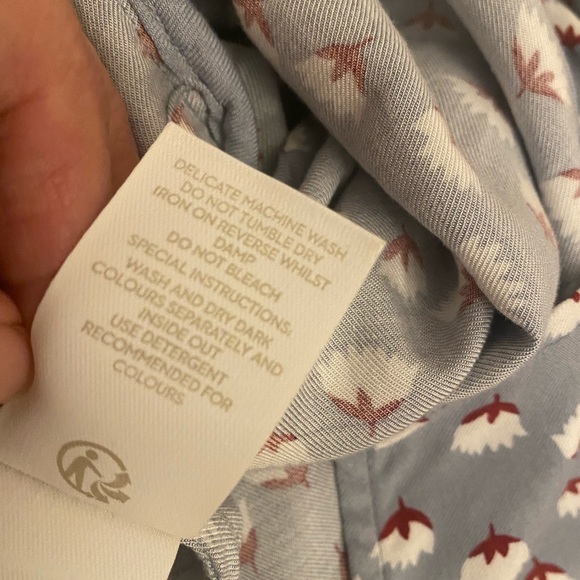 Boden beautiful blouse, like new, floral pattern - Picture 12 of 16
